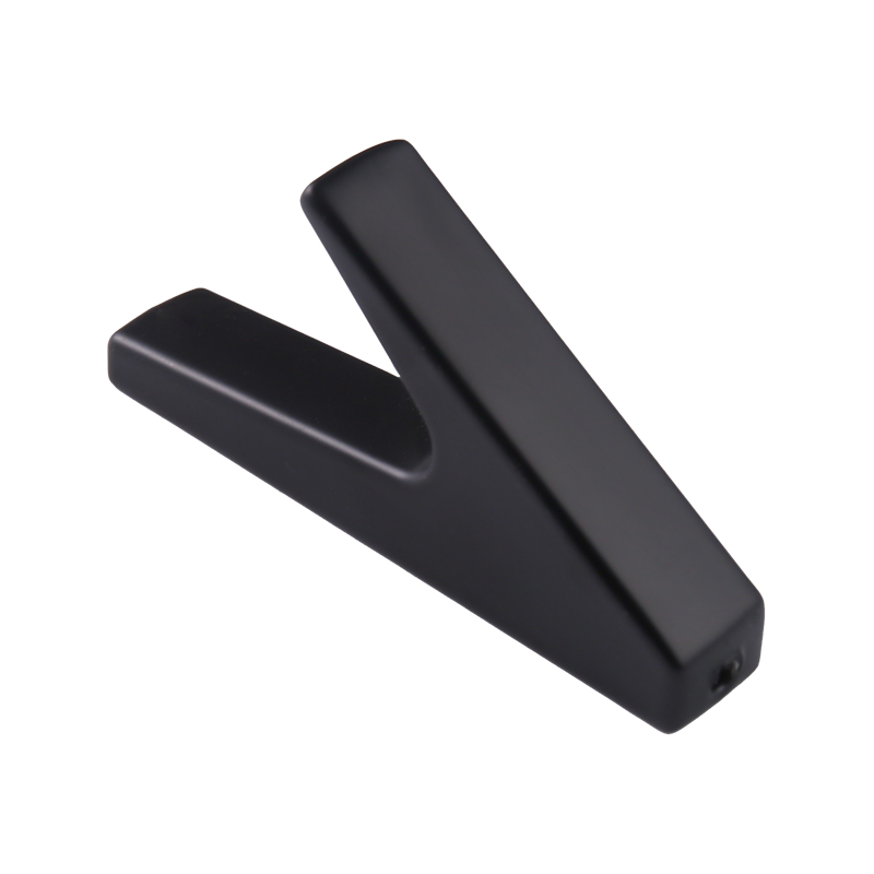 (VII) DCCXXX Simple et lux luxuria una murus-mounted vestimenta sua hamo