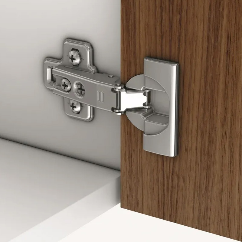 Mollis Close Hinge
